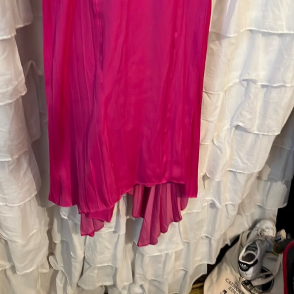 Maeve-Anthropologie fuchsia dress. Never worn size ten - Picture 3 of 4